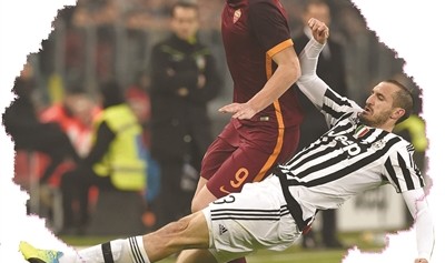 那不勒斯主场迎战罗马,南方劲旅与首都狼群对决