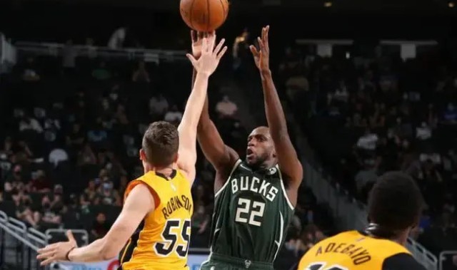 拉文压哨三分绝杀,公牛险胜奇才保留季后赛希望